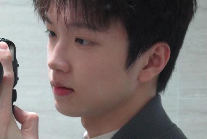 真实帅哥生活照片一人多张短头发、现实帅哥生活照片一人多张 真实帅哥生活照片一人多张短头发、现实帅哥生活照片一人多张