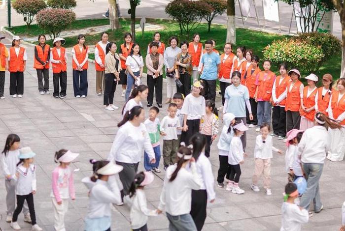 庆生活动图片（庆生活动主题名称大全）