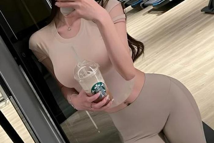 健身生活照自拍，健身自拍照配的朋友圈