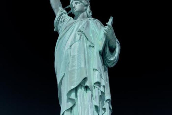 自由女神英文、自由女神英译