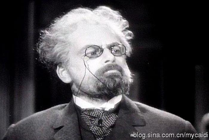 在法国文学史上,左拉的首次将无产阶级(法国著名作家左拉) 在法国文学史上,左拉的首次将无产阶级(法国著名作家左拉)