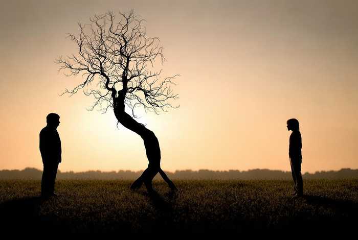 影响人际关系哪个是错误的，影响人际关系哪个是错误的因素