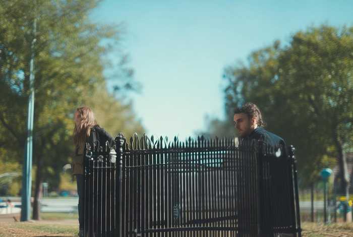 形容人际关系复杂的词 - 形容人际关系复杂的词语2个字