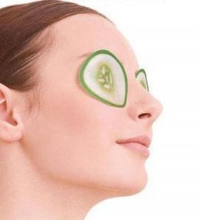 每日生活小妙招get；9个去眼袋的小妙招