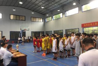 初中数学学校组织参加篮球（学校组织篮球比赛）