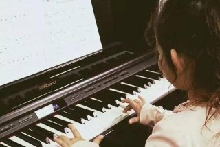 学习钢琴会耽误学习吗 - 学钢琴有用吗 耽误时间