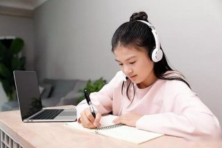 边学习边听音乐有好处吗（边学边听音乐能好吗）