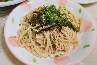 学习葱油面（大厨教你做葱油面）