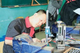 模具学徒是做什么的 - 模具学徒入门知识