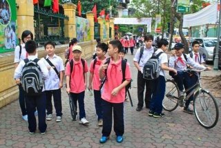 越南学校校服图片（越南学校校服图片大全）