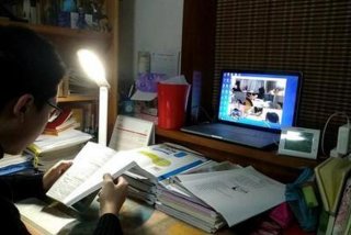 男生晚上看的学习资料 - 男生晚上要看点什么