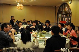 请学校领导吃饭怎么说话，请校领导吃饭怎样开场白？