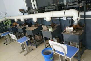 做学习用品的工厂（学生用品加工）