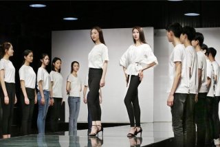 模特培训学校有哪些；模特培训学校有哪些地方