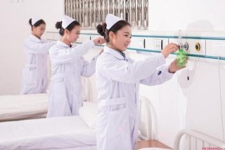 职高护理专业学什么、女孩读什么技校最好找工作