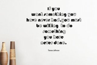 我在学校很努力用英语怎么说 我在学校很努力的英文