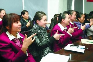 学习手语要到哪里报名 学手语在哪学