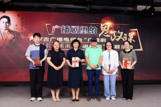 新学校领袖 新学校领袖的演唱者是谁