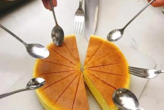 学做蛋糕（学做蛋糕烘焙哪个学校好）