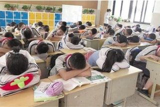 小学生学习紧张视频 小学生紧张的表现