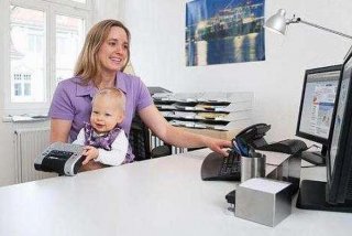 宝妈学什么技术最有前景 适合带娃妈妈干的生意