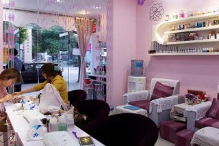 学美甲美睫有前途吗，开一个美甲店预算