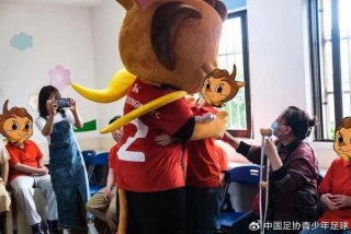 爱的学校俱乐部下载安装；爱的学校俱乐部下载安装最新版