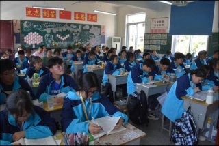 回忆校园生活短视频 - 回忆校园生活,展现真情实感