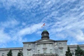 加拿大大学生活费一览表（加拿大留学一年学费加生活费是多少？）