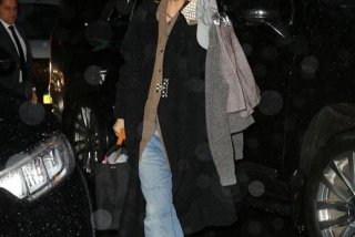 生活大爆炸佩妮多高、生活大爆炸佩妮当上演员了吗