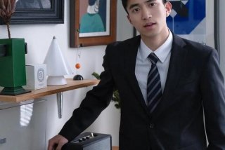 真实帅哥生活照穿西装（帅哥真是生活照）