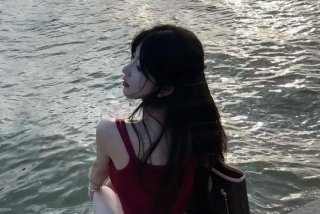 美女的生活照背影 - 美女生活照背影真实