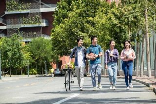 大学生活照片图片（大学生活照片 图片）