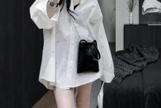 衬衫生活照（衬衫的创意穿法）