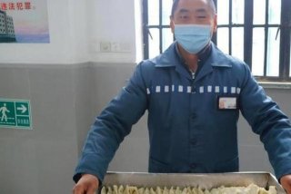 监狱生活苦吗？（监狱生活有多苦）