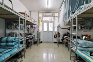 大学寝室照片高清 大学宿舍照片高清