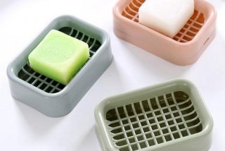 生活用品有哪些东西（生活用品有哪些东西表面是平的还是凸的）