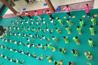 小班生活技能比赛律动，幼儿小班生活技能比赛活动