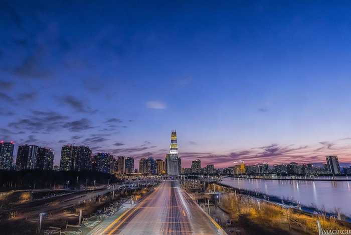 韩剧《机智的监狱生活》，韩剧《机智的监狱生活》剧情介绍