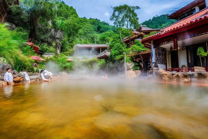金地生活温泉生活馆，金地温泉宾馆