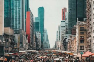 大城市生活的好处英文（大城市生活的好处英文作文）