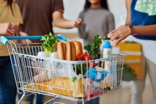 买一些生活用品用英语怎么说 买一些生活用品用英语怎么说呢