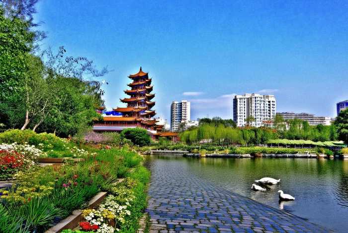 昆明翠湖边生活、昆明翠湖边生活区在哪里