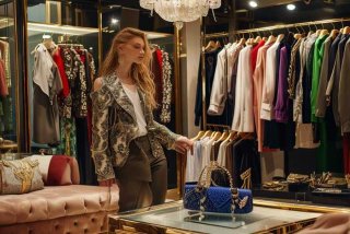 富二代奢侈（富二代奢侈衣服一年消费多少）