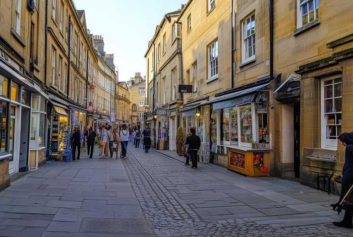 巴斯生活vlog 巴斯生活费 巴斯生活vlog 巴斯生活费