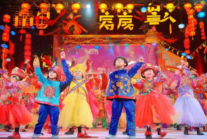 辽阳生活频道，辽阳生活频道2025年少儿春晚吉祥娃娃节目