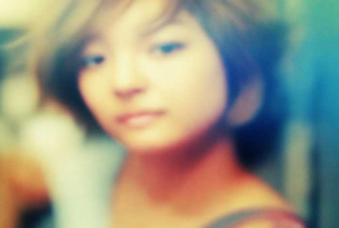 短发生活照模糊图片 - 短发生活照模糊图片大全