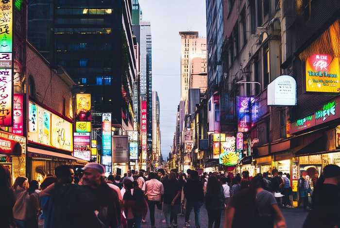 都市生活免费观看全集（都市生活免费观看全集下载）