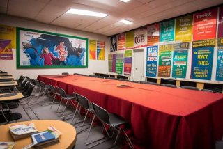 大学团组织生活教室布置（大学团组织生活教室布置图片）