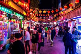 北京夜生活哪里好玩 北京夜生活哪里好玩啊